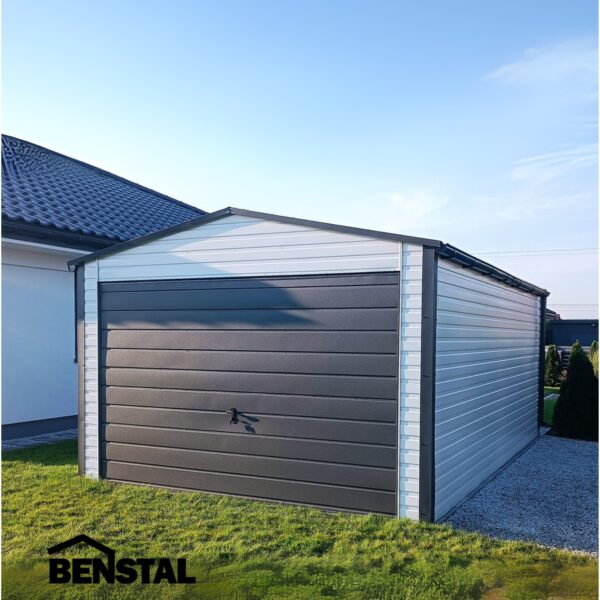Blechgarage-Einzelgarage-Satteldach-Weiss-Schwingtor-Tuer-Anthrazit